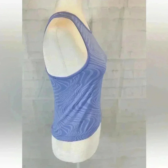 Athleta Momentum Seamless Stretch Racerback Tank Top Periwinkle Athletic Size L - Picture 7 of 13